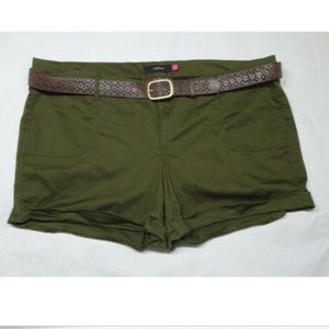 Torrid Size 26 Olive Green Belted Cuffed Shorts